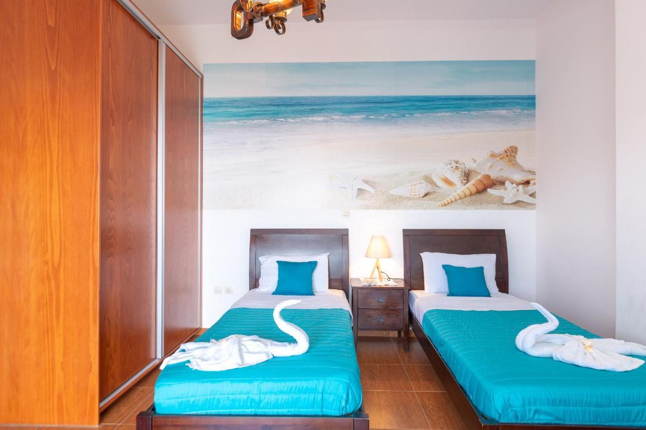 Ekaterini Vip Villa Plaka  Exteriör bild