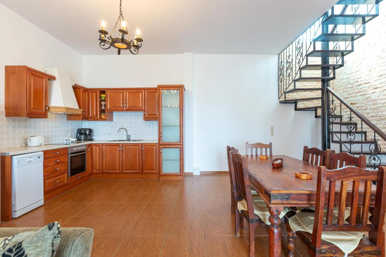 Ekaterini Vip Villa Plaka  Exteriör bild