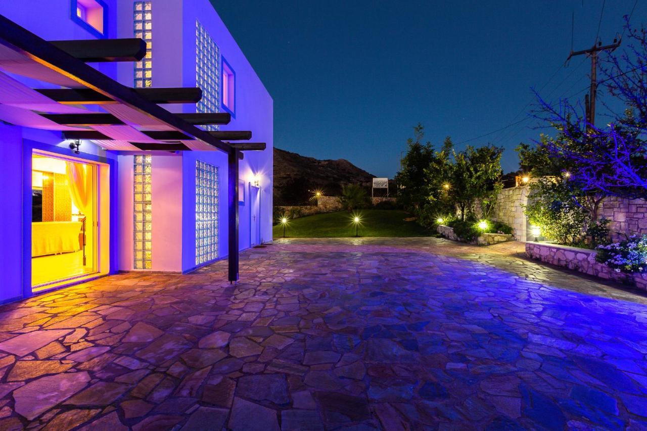 Ekaterini Vip Villa Plaka  Exteriör bild