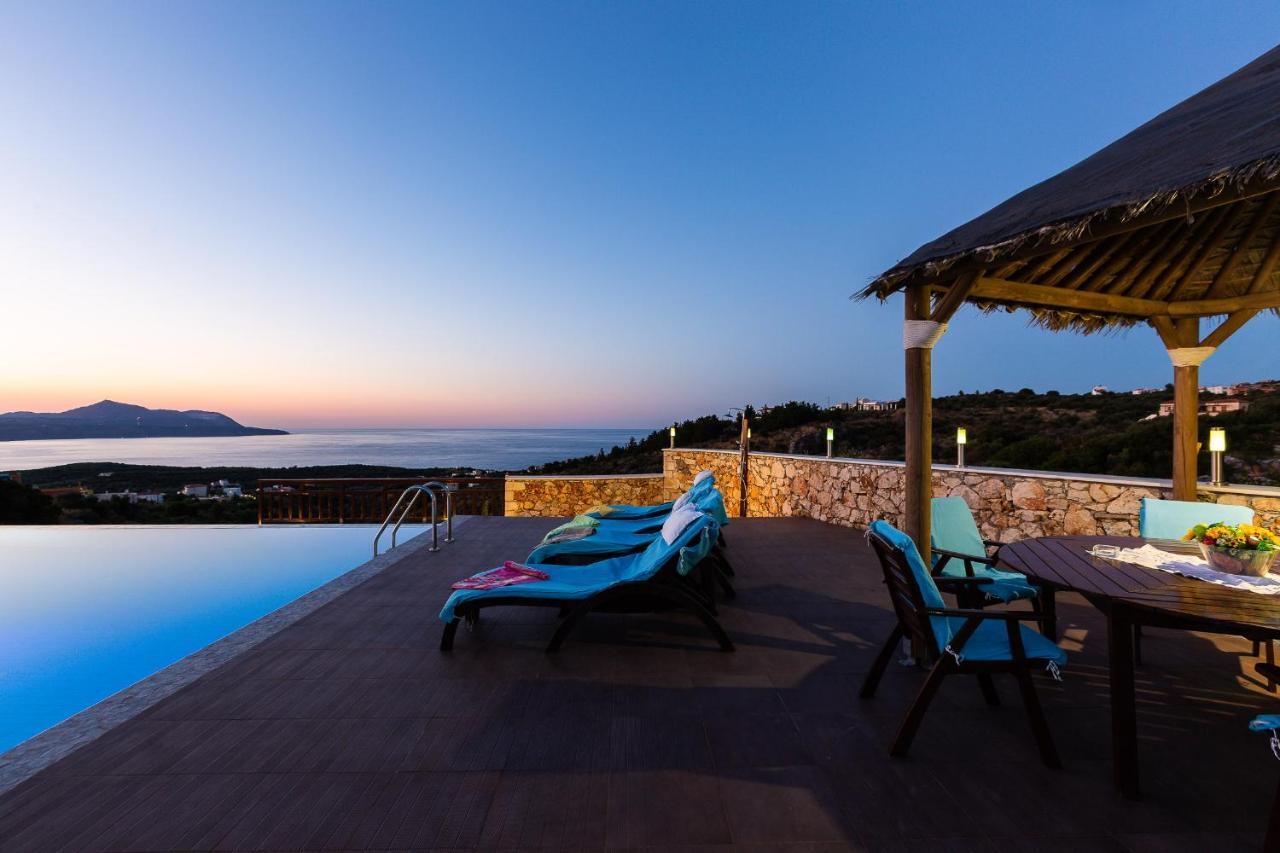Ekaterini Vip Villa Plaka  Exteriör bild